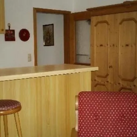 Haus Alphornb Nr 15 Mit Balkon Und Tiefgarage In Oberstdorf-tiefenbach * Oberstdorf